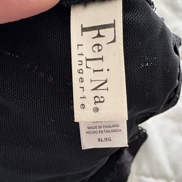 Bundle of Felina Lingerie XL Bralette Set - Black and Gray - Picture 10 of 13